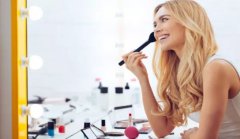 如何查询化妆品备案信息呢？